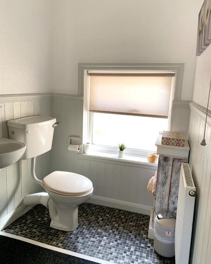 The Traveller'S B&B 劳斯 外观 照片