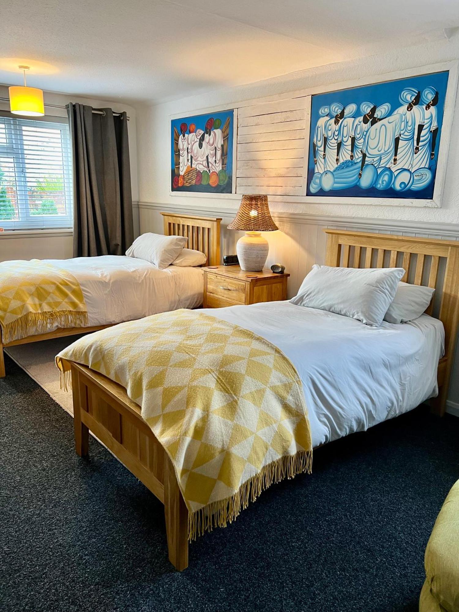 The Traveller'S B&B 劳斯 外观 照片